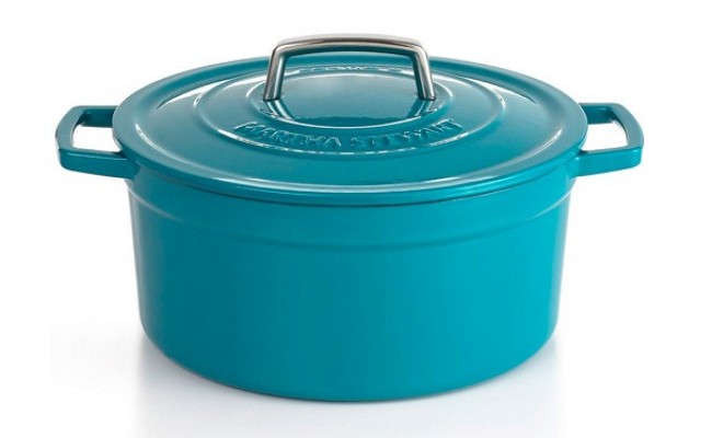 Martha Stewart Casserole à la sarcelle bleu sarcelle émaillée ronde au four hollandais