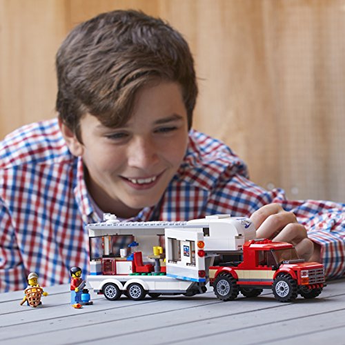 LEGO City Pickup & ; Caravane